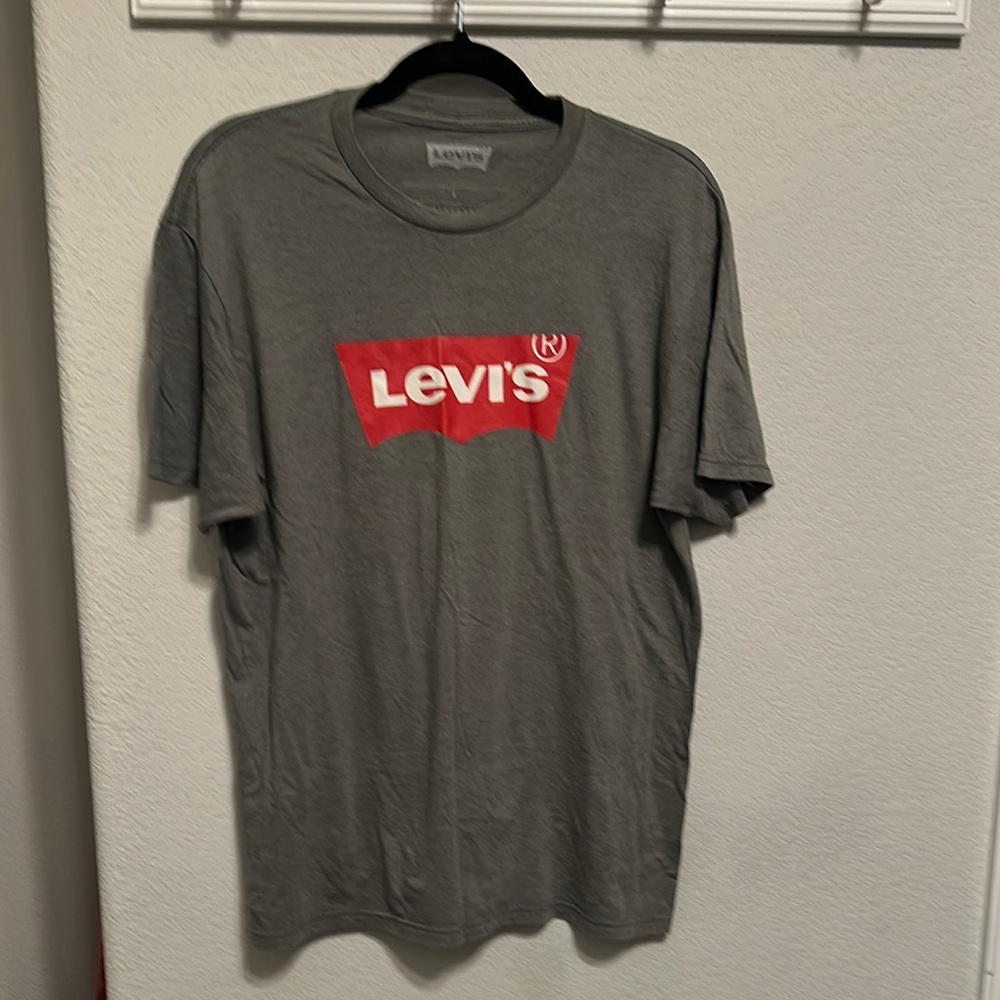 Levi's Gray Short Sleeve Tee Iconic Style EUC